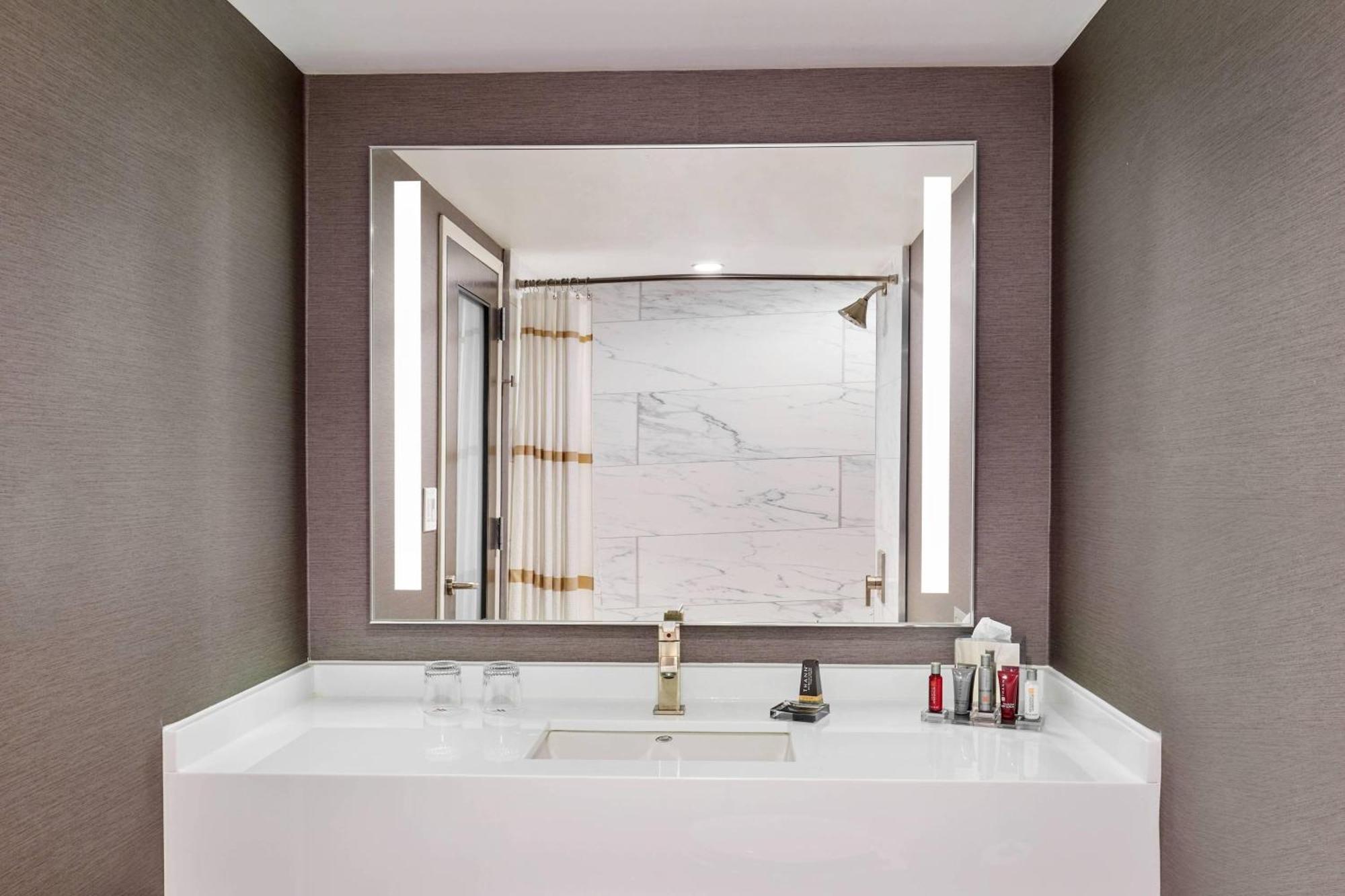 Teaneck Marriott At Glenpointe Exterior foto